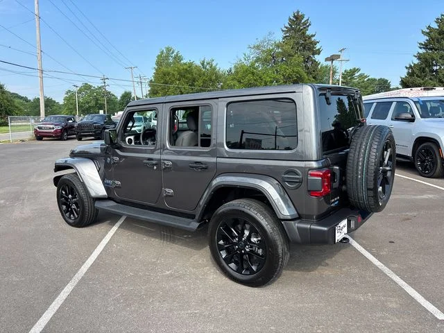 Used 2025 Gray Jeep Sahara 4xe image 4