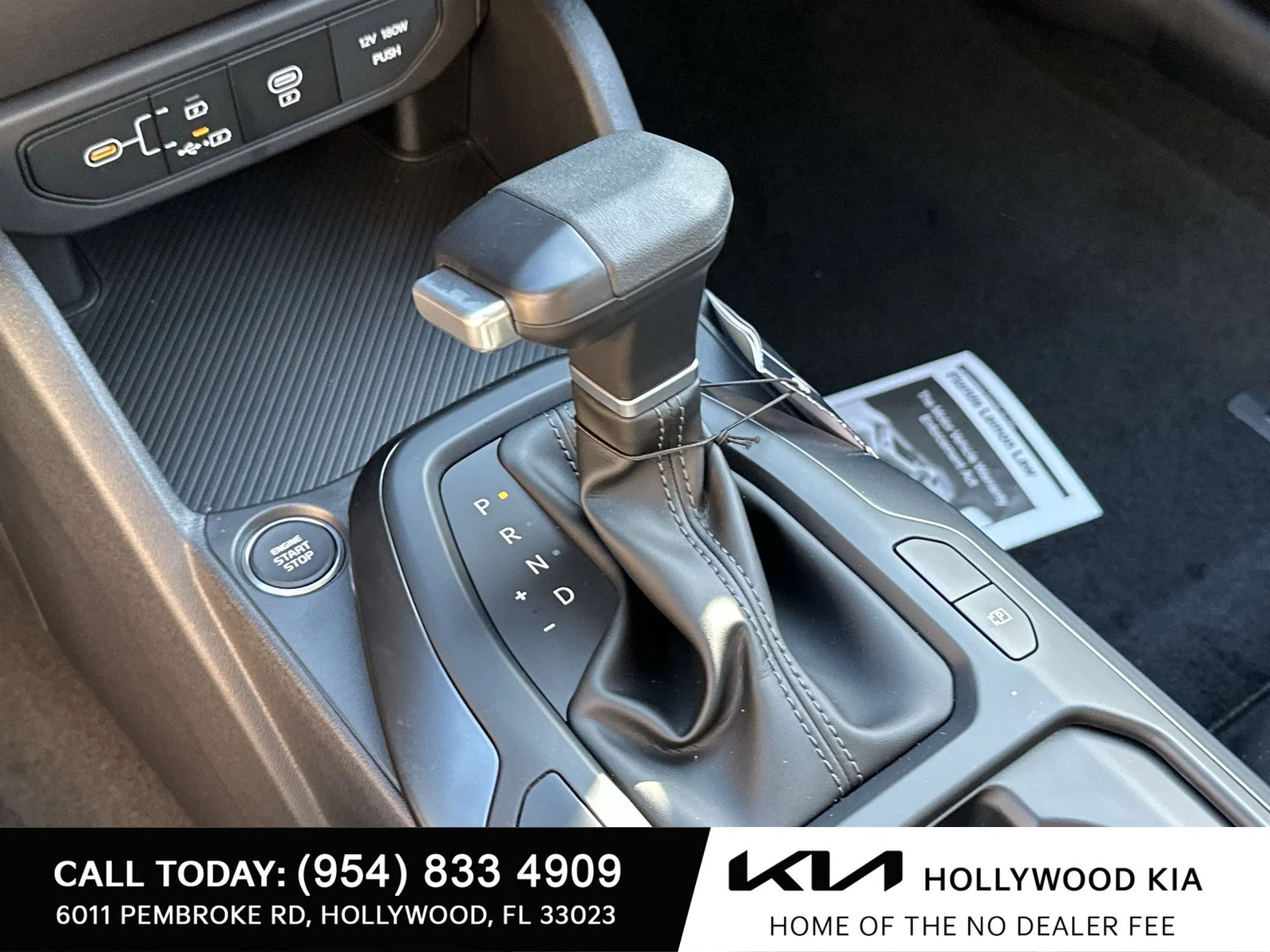New 2026 Snow White Pearl Kia LXS image 21