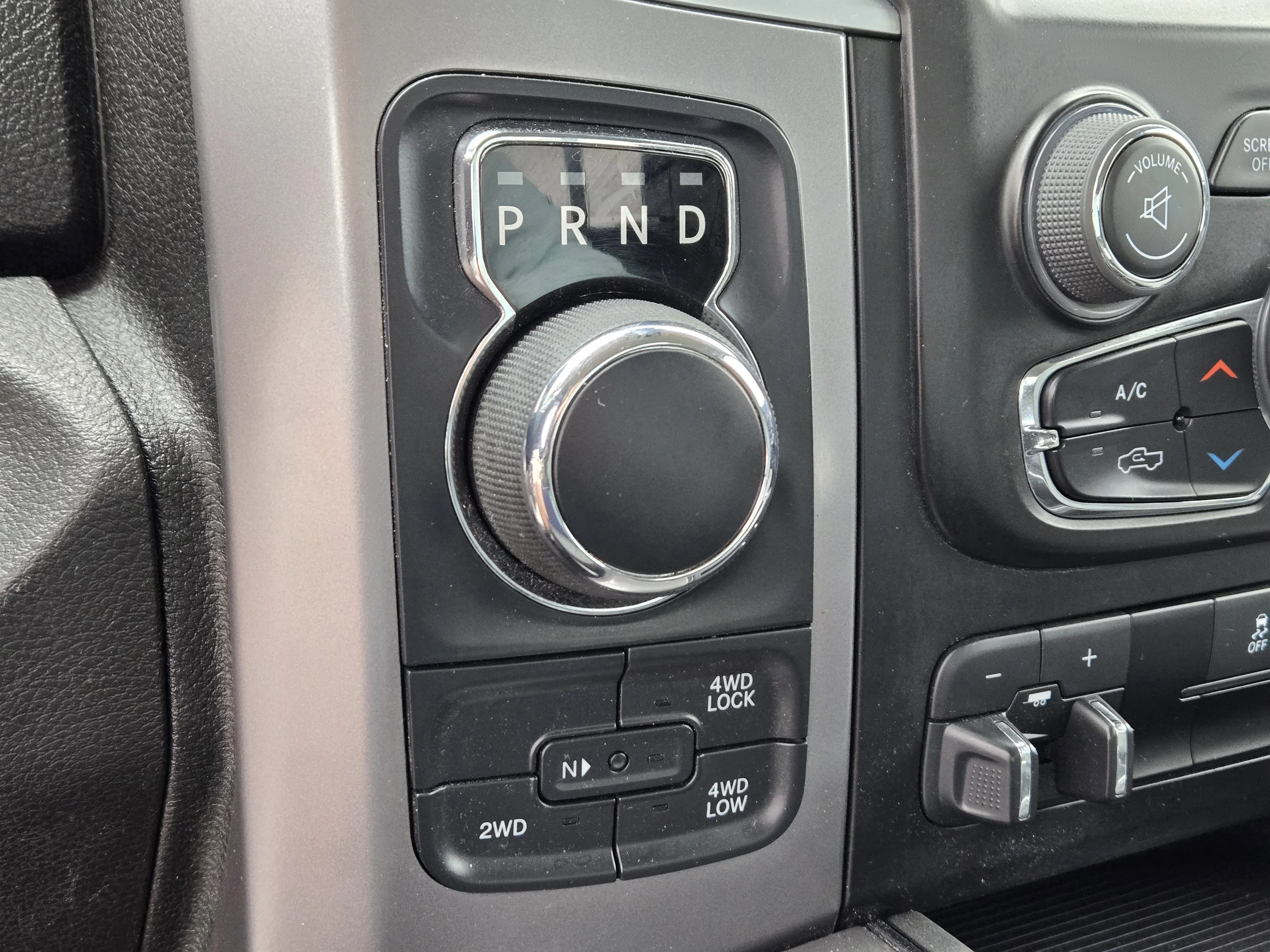 2023 RAM Ram 1500 Classic SLT - Photo 26