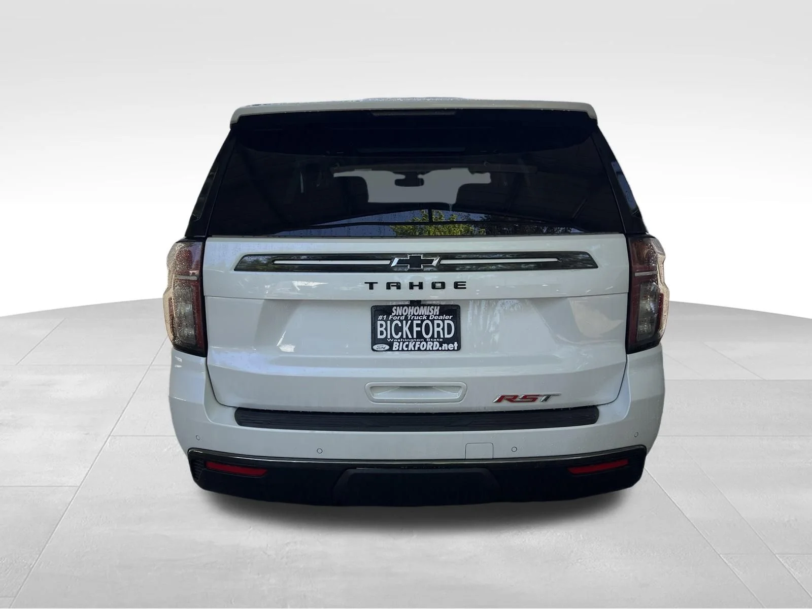 Used 2022 White Chevrolet RST image 6