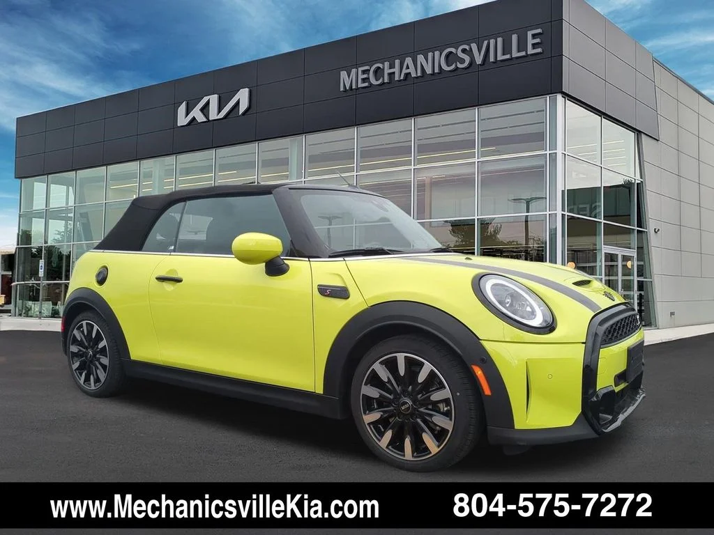 2023 MINI Convertible Cooper S's photo