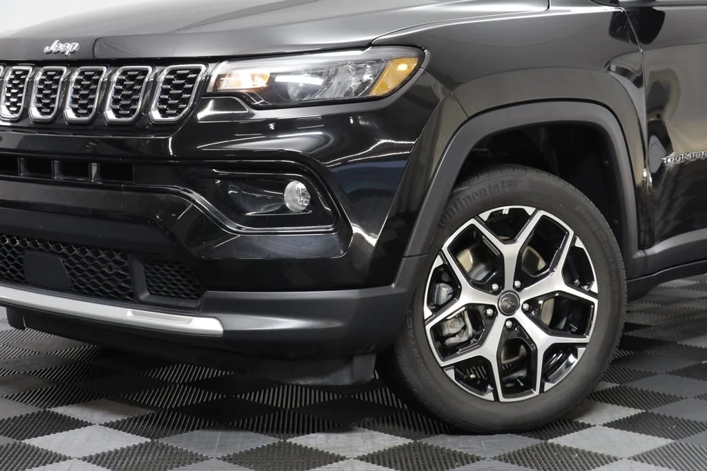 Used 2025 Black Jeep Limited image 3