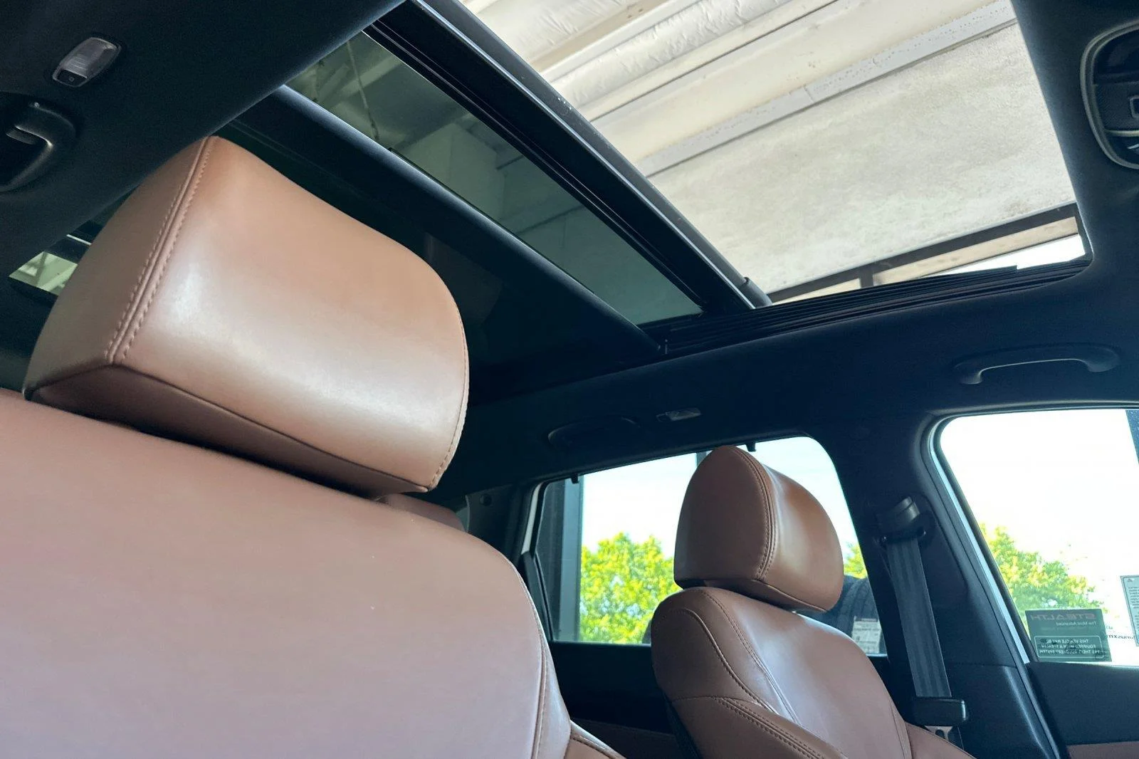 Used 2019 Snow White Pearl Kia SX Limited V6 image 18