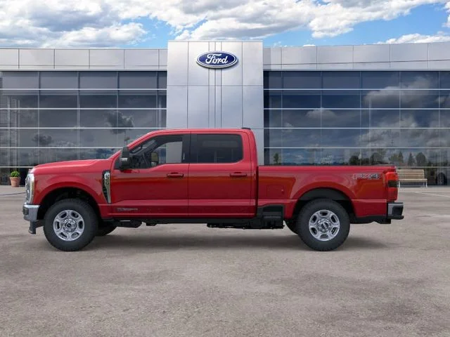 2026 Ford F-350 Super Duty XLT - Photo 3