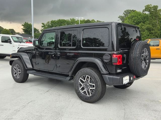 New 2026 Black Clear-Coat Exterior Paint Jeep Sahara image 6