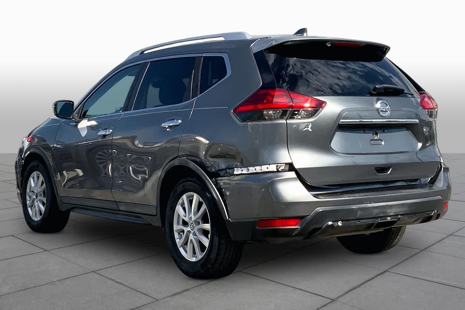 Used 2017 Gun Metallic Nissan SV image 10