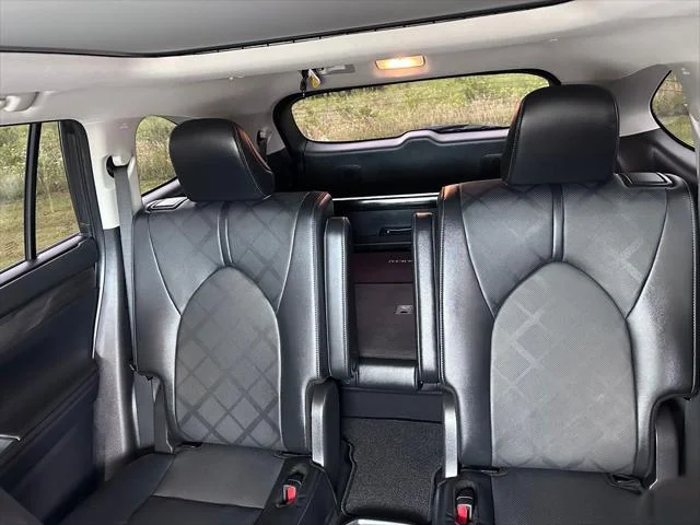 2024 Toyota Highlander Platinum - Photo 29