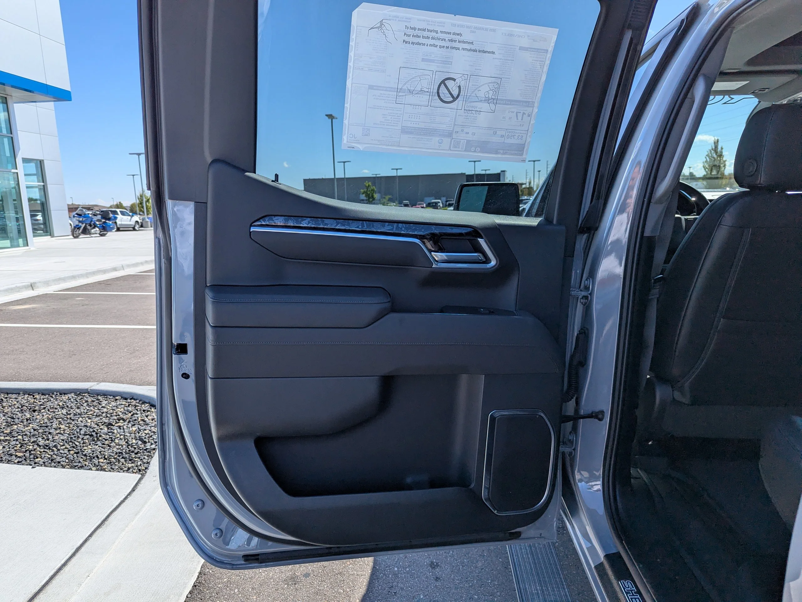 2025 Chevrolet Silverado 1500 RST - Photo 32