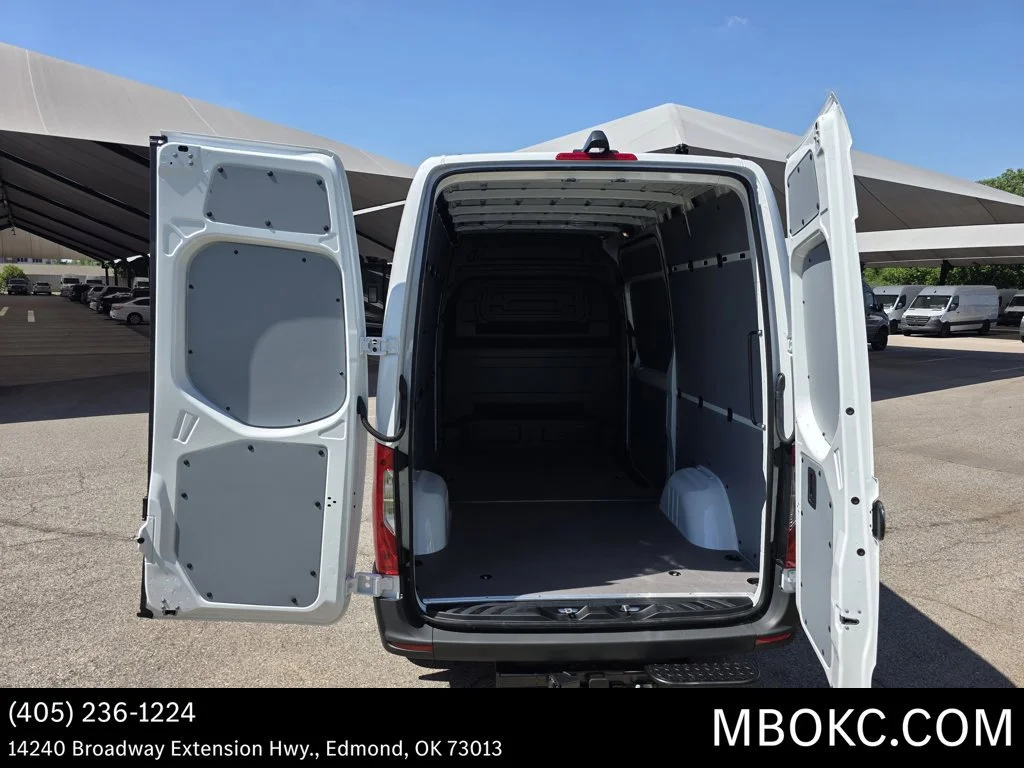 New 2026 Arctic White Mercedes-Benz Cargo 144 WB image 20