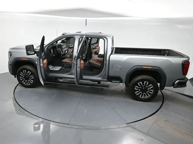 Used 2025 Sterling Metallic GMC Denali Ultimate image 40