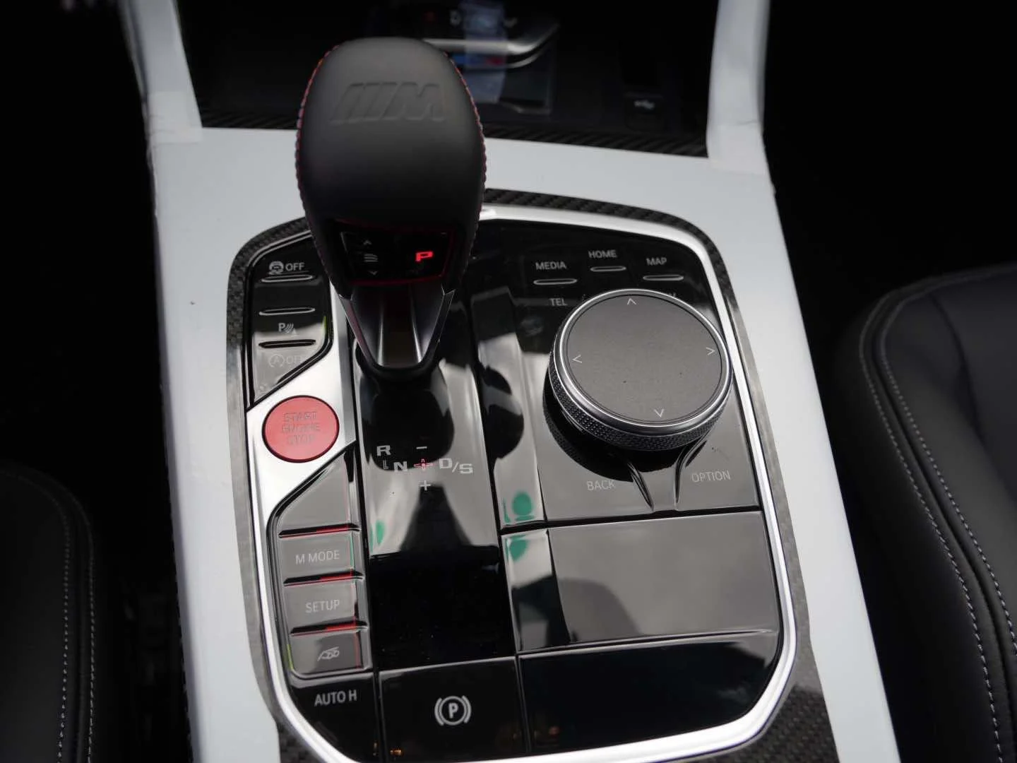 New 2026 Black Sapphire Metallic BMW CS image 21