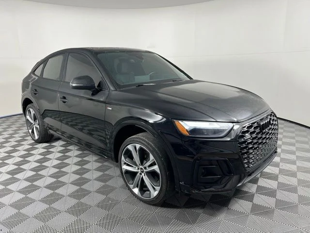 2023 Audi Q5 Sportback 45 Premium Plus's photo