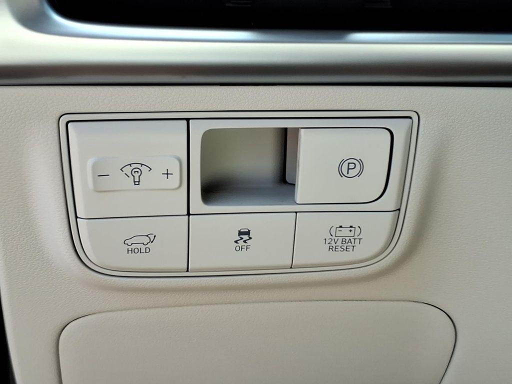 New 2026 Gray Hyundai SEL Convenience image 16