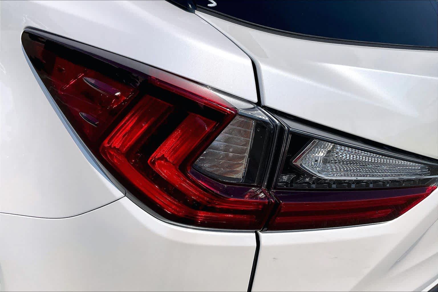 Used 2022 Eminent White Pearl Lexus  image 27