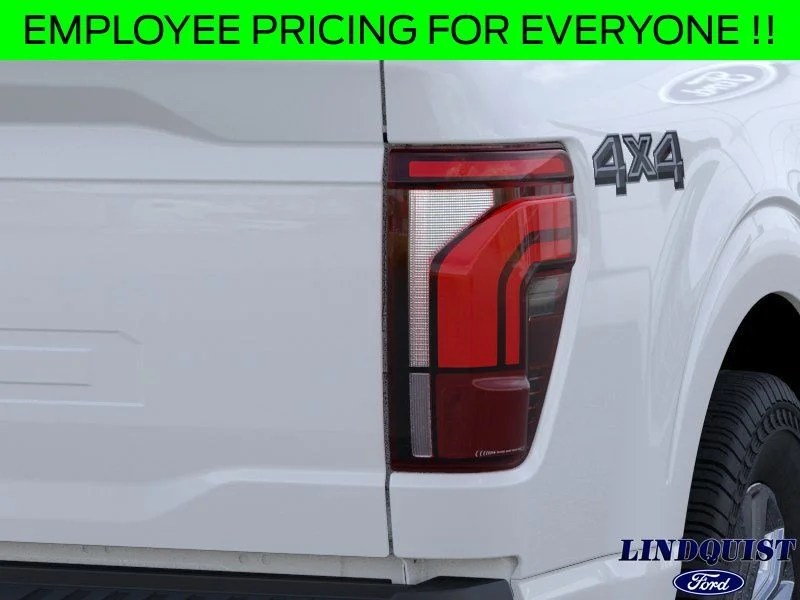 New 2026 Oxford White Ford Lariat® image 21