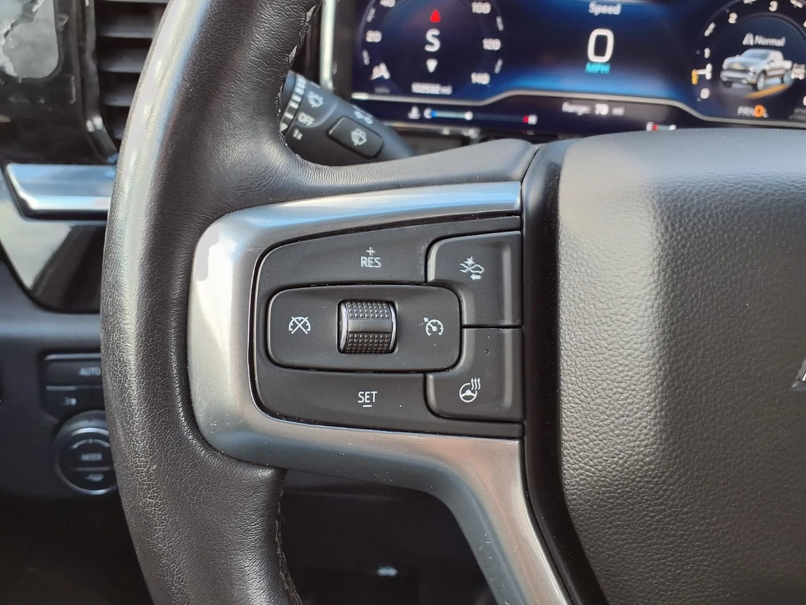 Used 2022 Silver Chevrolet LT image 22
