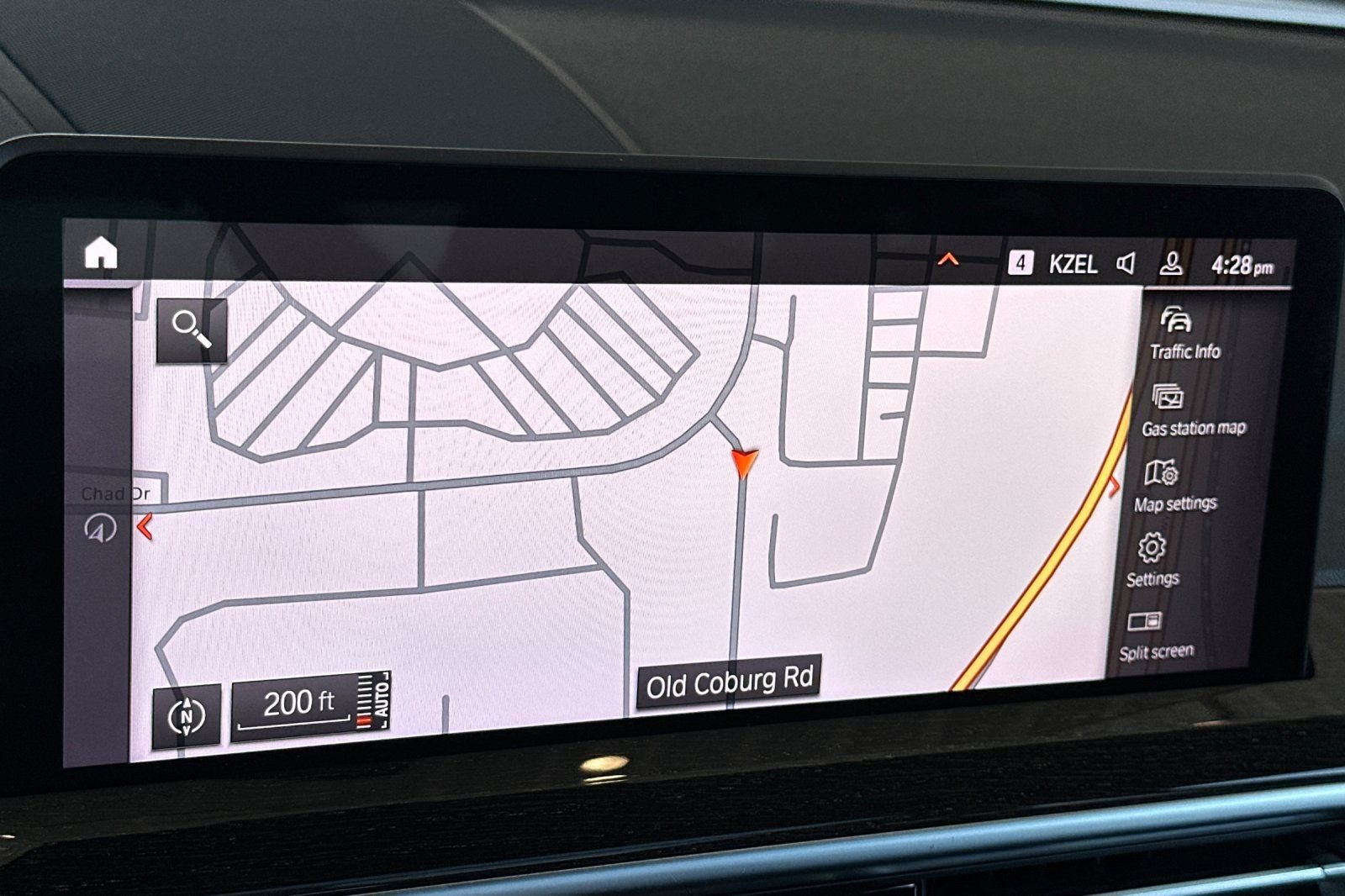 Used 2024  BMW xDrive30i image 21