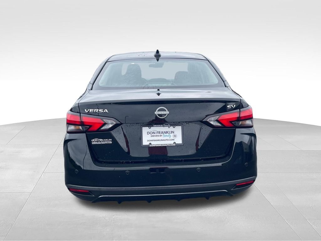 Used 2024 Black Nissan 1.6 SV image 4