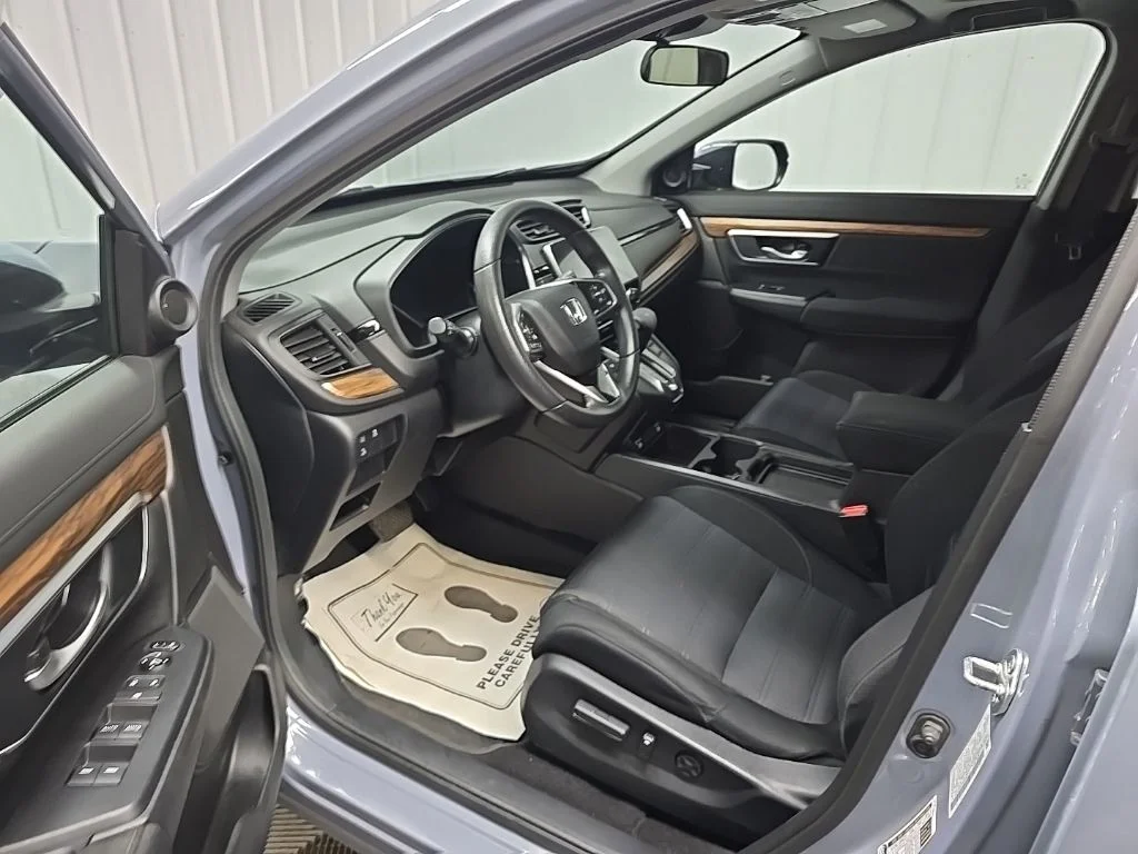 Used 2021  Honda EX image 29
