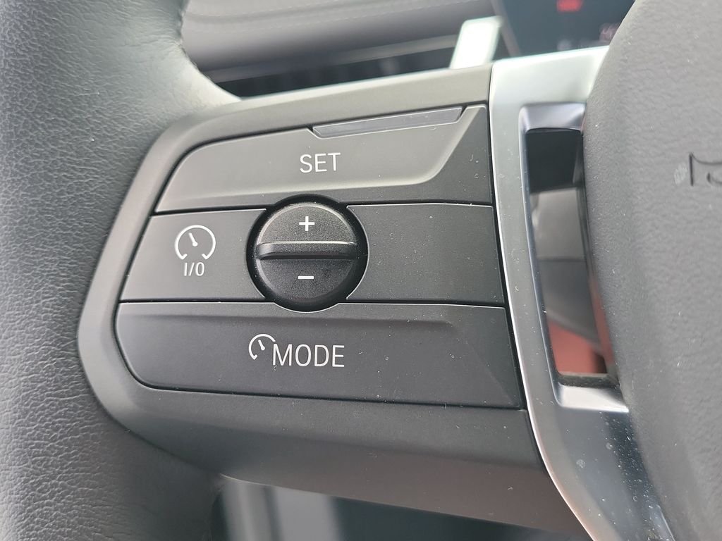 Used 2026 Jet Black BMW xDrive28i image 13