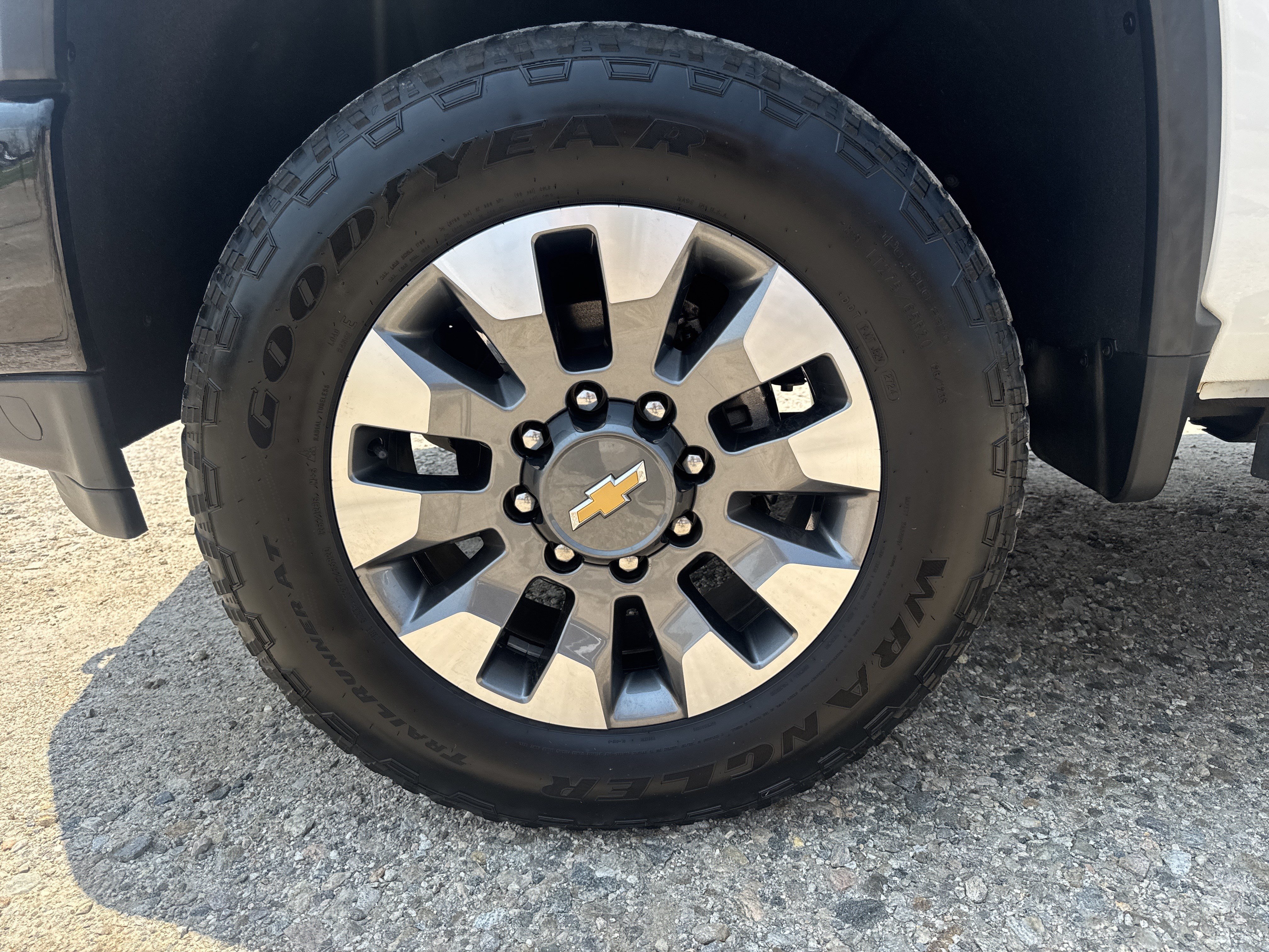 2023 Chevrolet Silverado 2500HD Custom - Photo 13