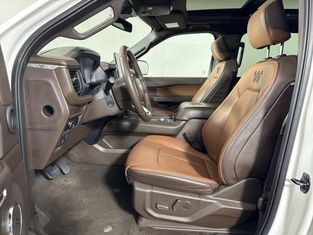 Used 2024 Star White Metallic Tri-Coat Ford King Ranch image 11