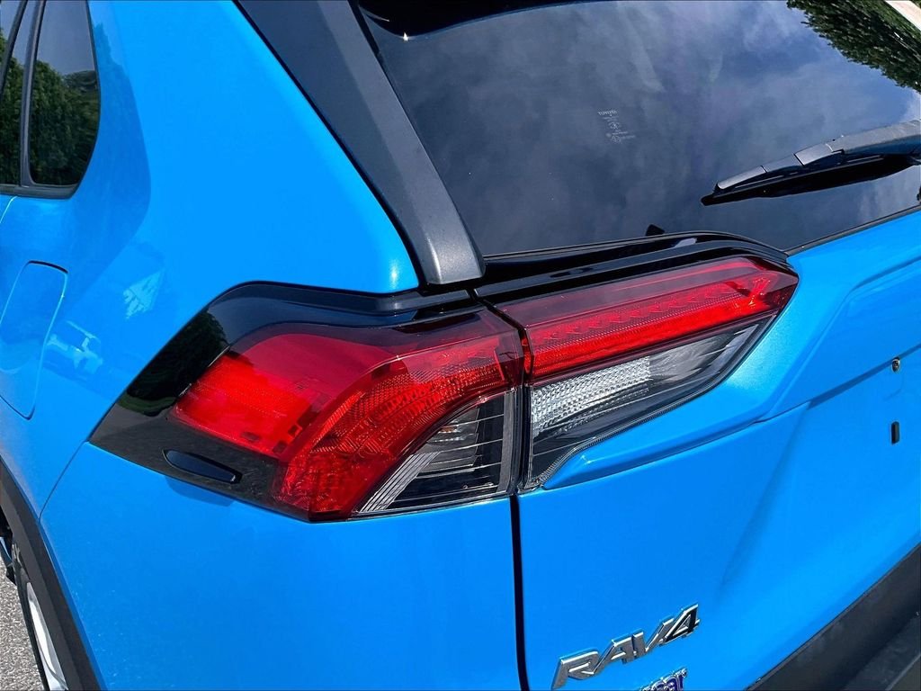 Used 2019 Blue Toyota LE image 34