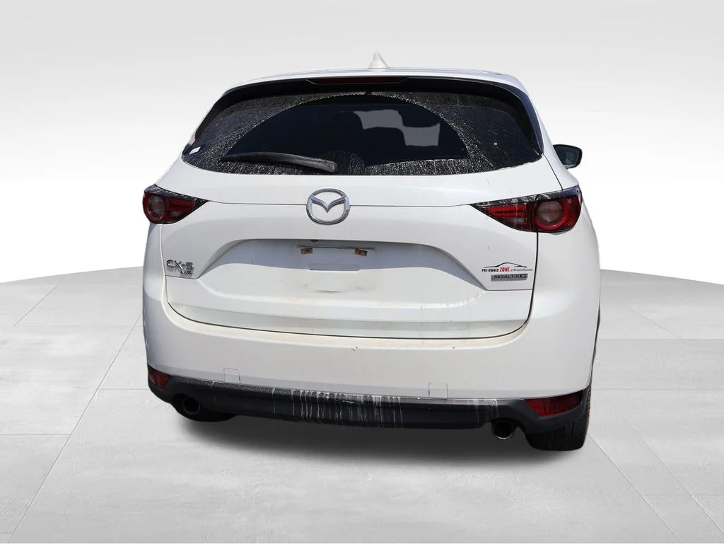 Used 2021 White Mazda Grand Touring image 17