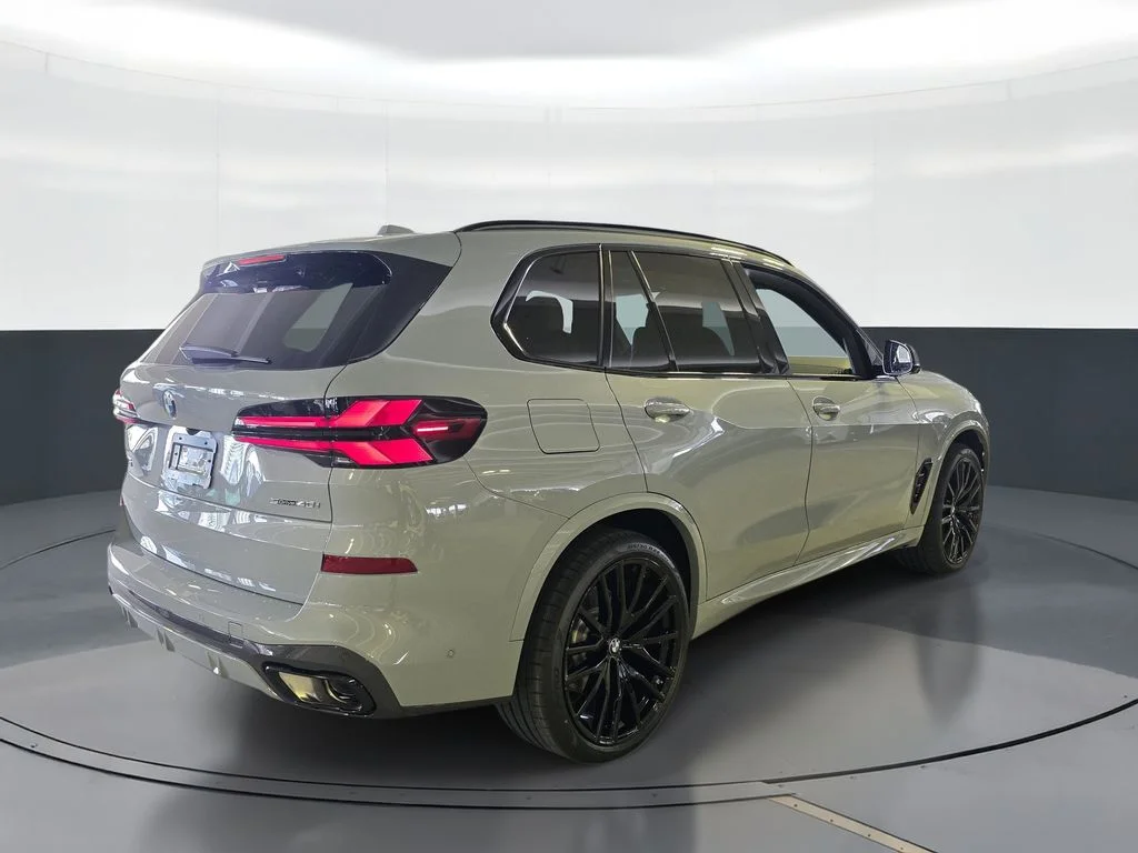 New 2026 Brooklyn Grey Metallic BMW sDrive40i image 3