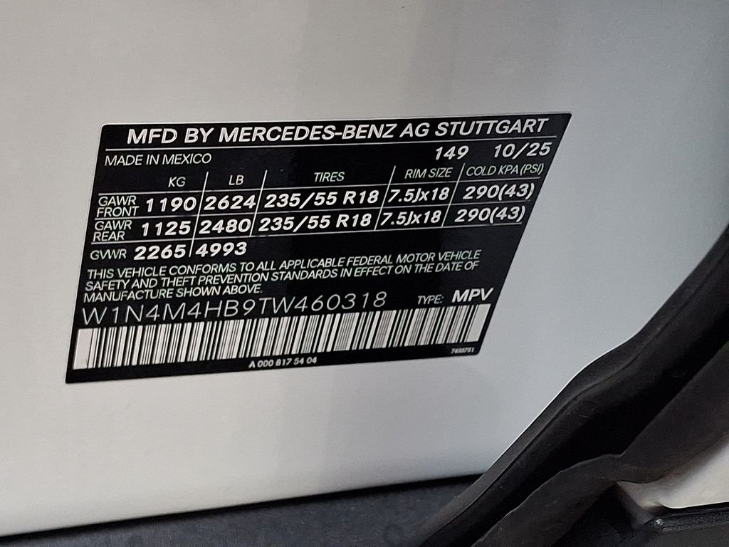 Used 2026 White Mercedes-Benz GLB 250 image 27