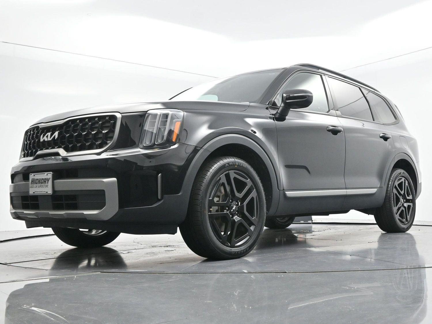 Used 2023 Ebony Black Kia EX X-Line image 45