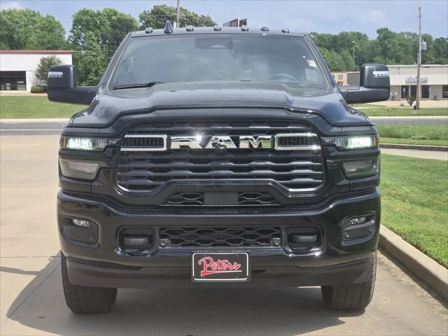 New 2026 Diamond Black Crystal Pearl-Coat Exterior Paint RAM Big Horn image 2