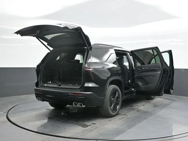 New 2027 Mosaic Black Metallic Chevrolet LT image 29