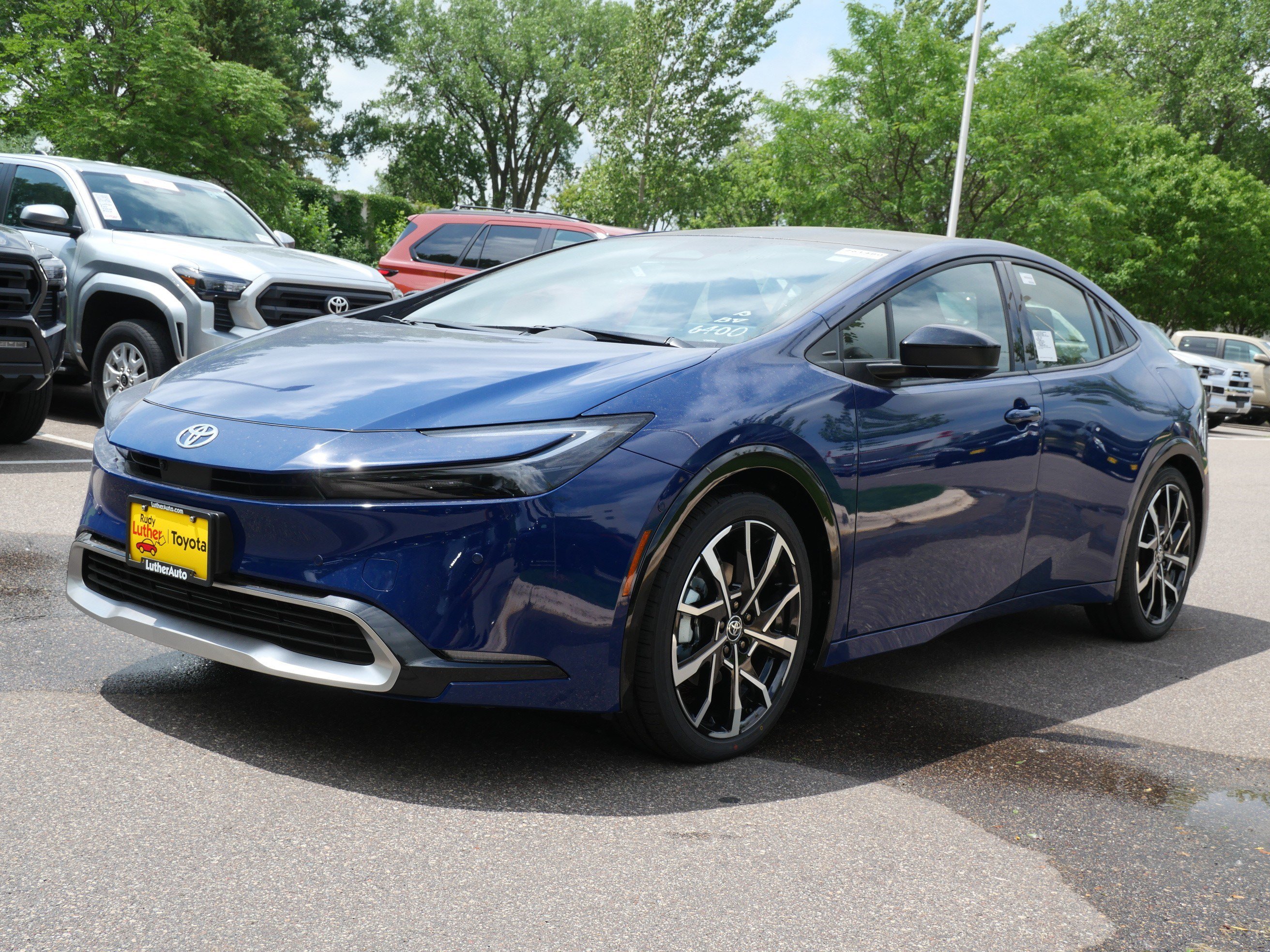 New 2026 Reservoir Blue Toyota  XSE Premium image 4