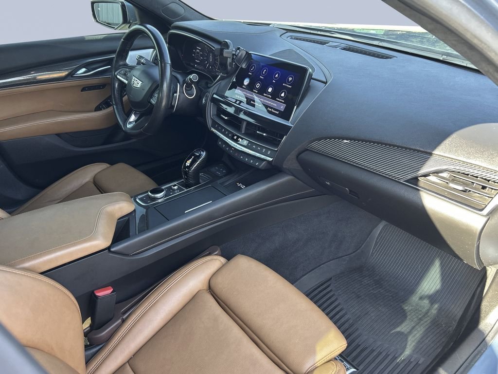 Used 2023 Midnight Steel Metallic Cadillac V-Series image 21