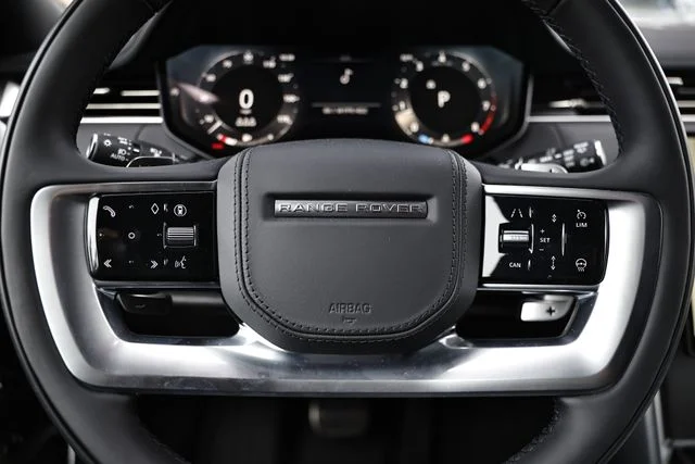 New 2026 Santorini Black Land Rover SE image 43