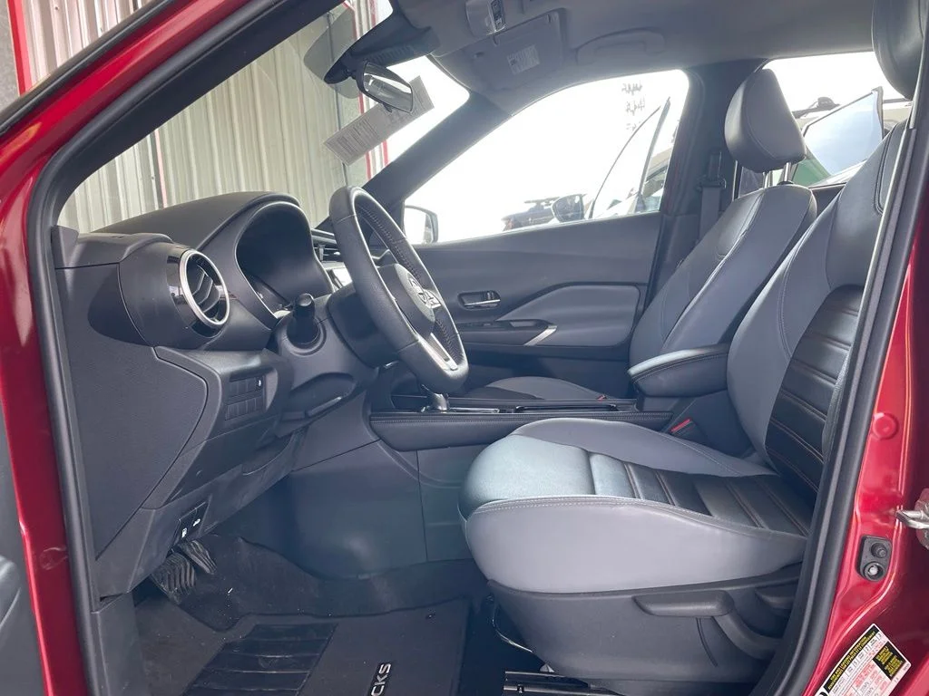 Used 2024 Red Nissan SR image 10
