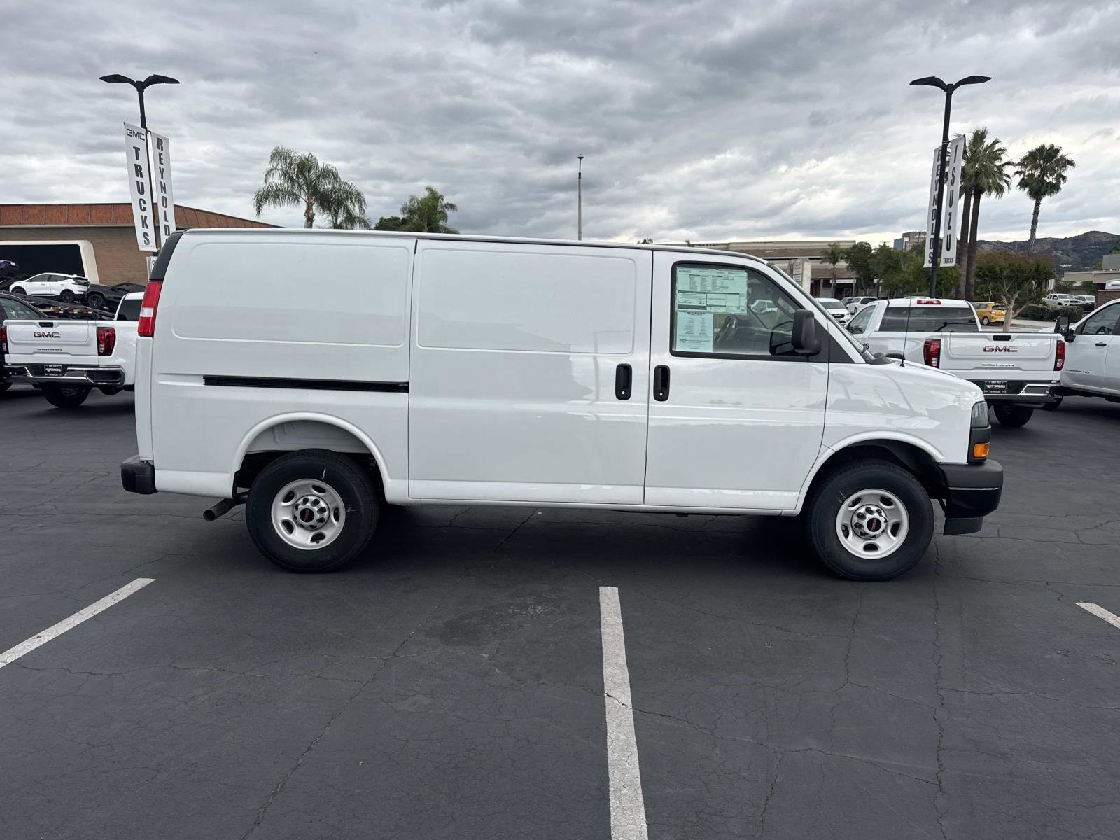 2025 GMC Savana Cargo Work Van