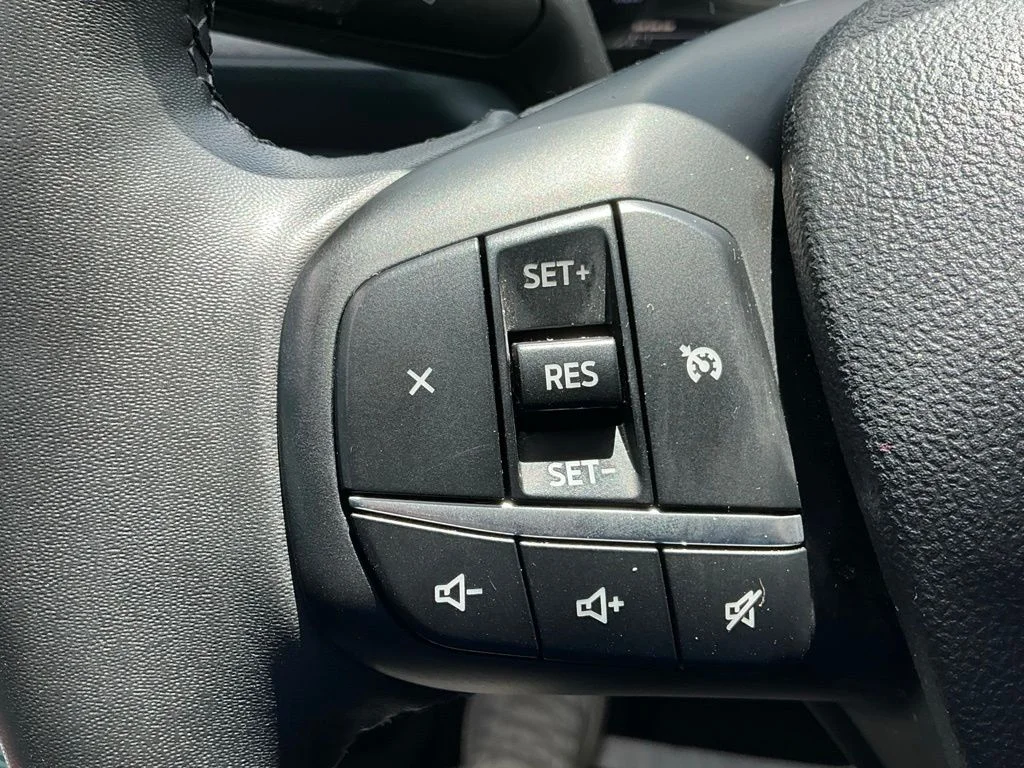 Used 2024 Black Ford XLT image 38