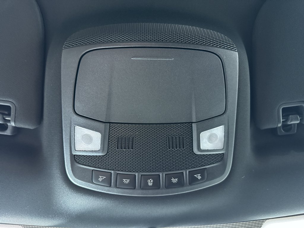 Used 2016 Shadow Black Ford XLT image 26