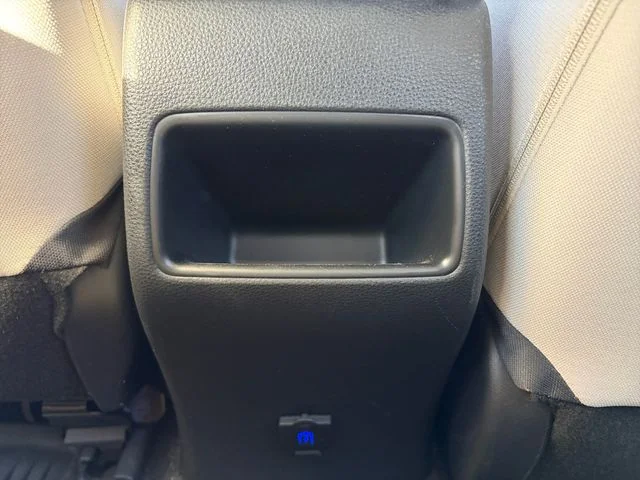 Used 2020  Toyota LE image 20