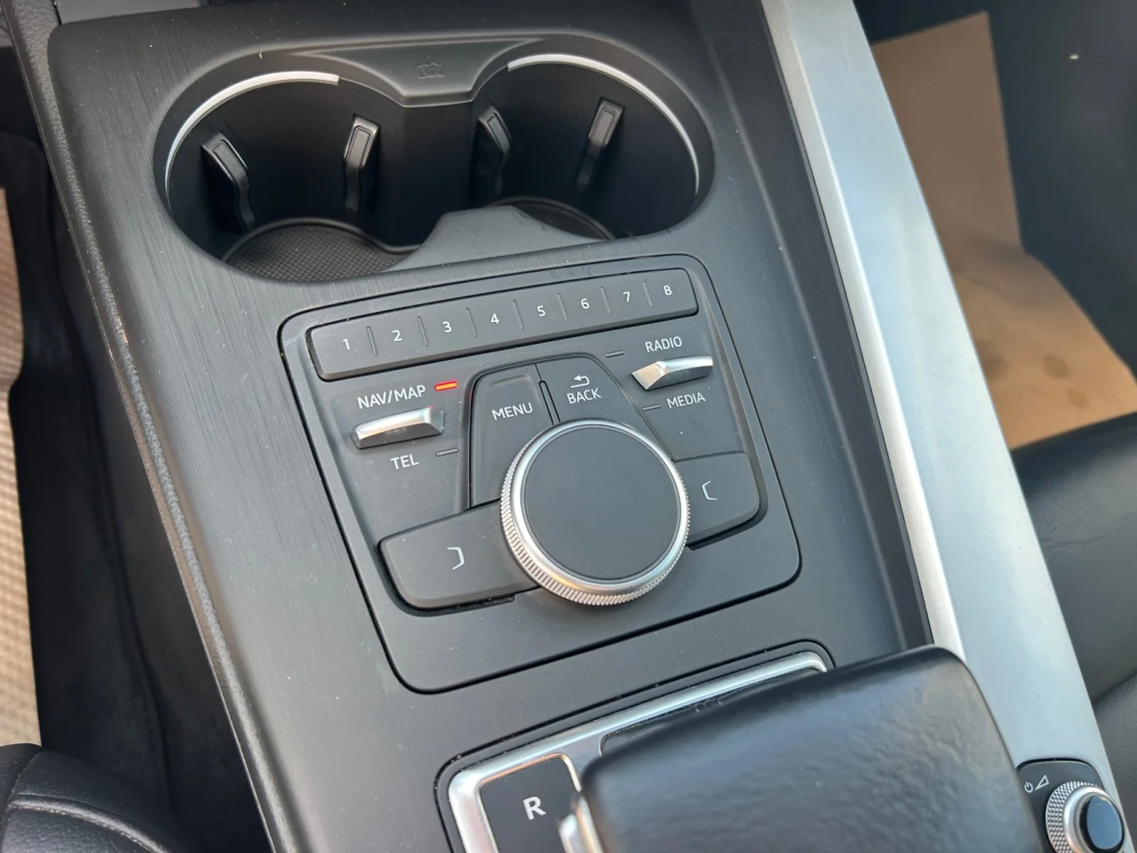 Used 2018 GRAY Audi KOMFORT image 23