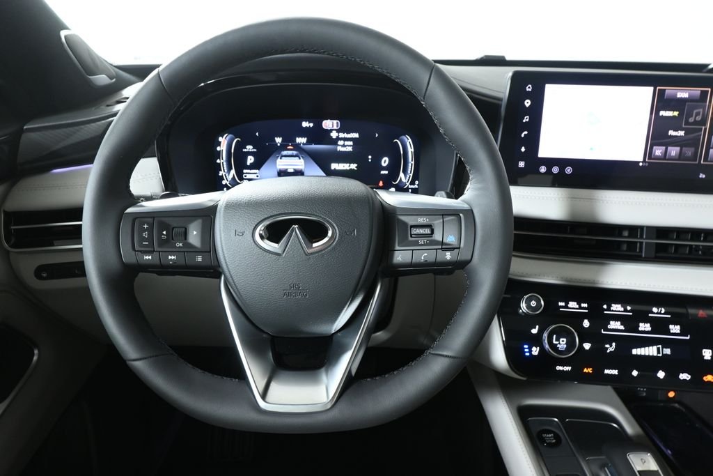 New 2027 2T RAD WHT INFINITI Sport AWD image 18
