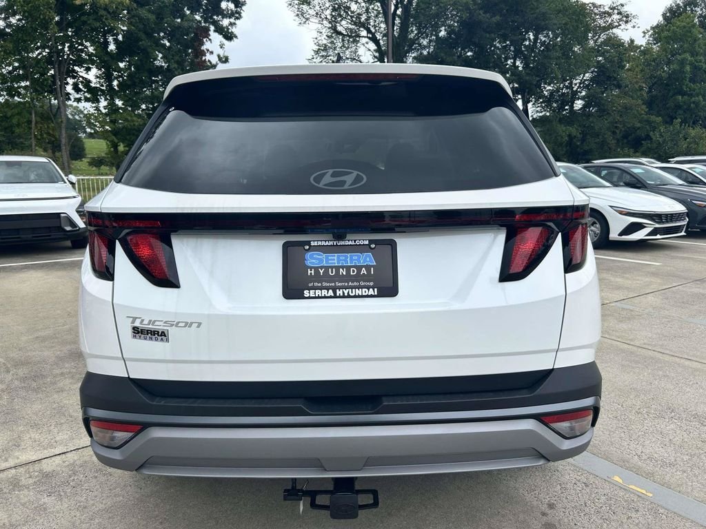 New 2026 White Hyundai SEL Plus FWD image 4