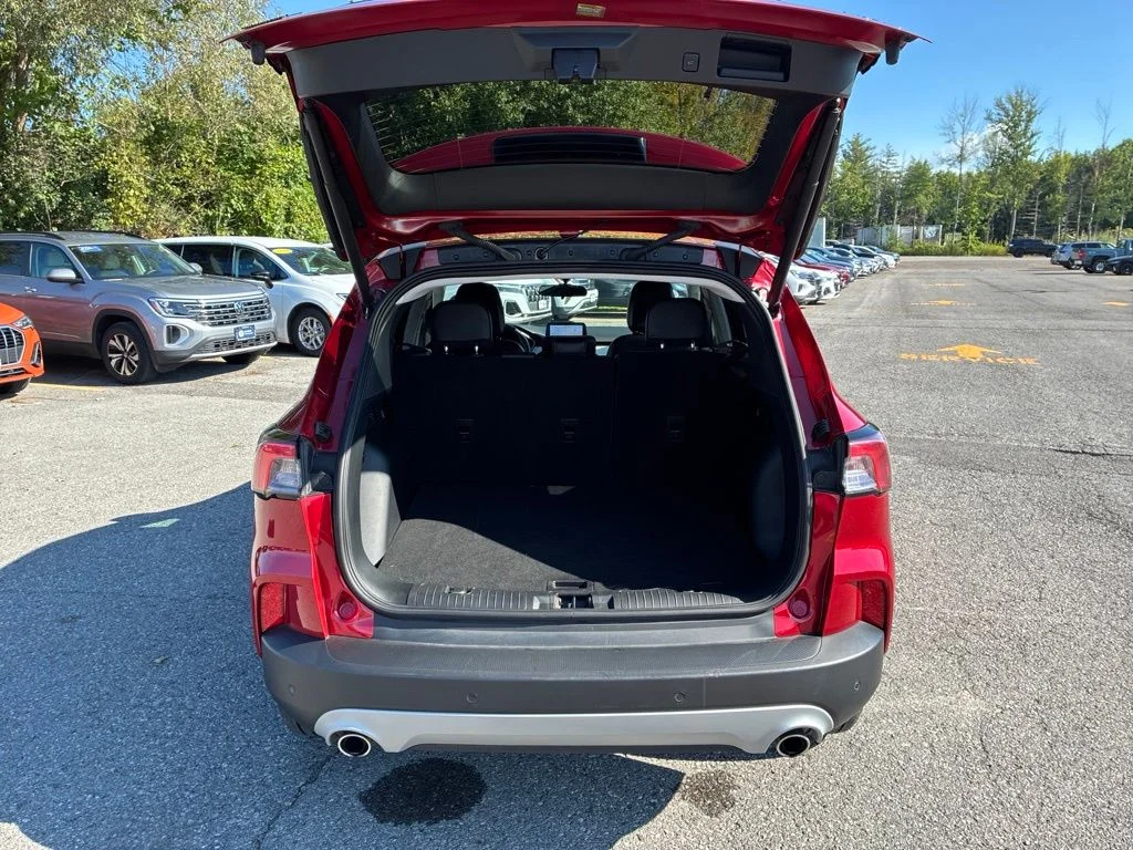 Used 2022 Red Ford SEL image 63