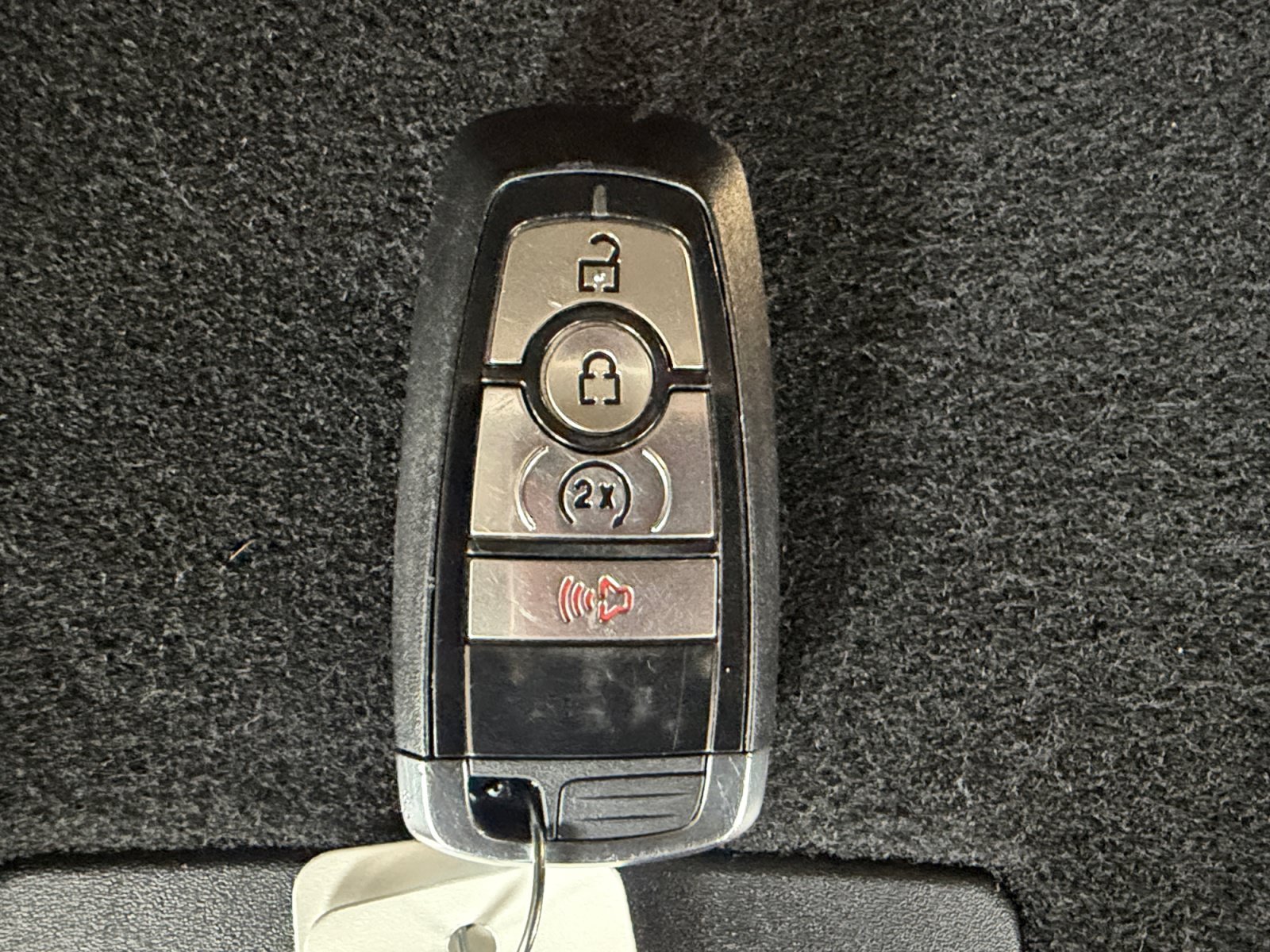 Used 2025 Ruby Red Metallic Ford Outer Banks image 30