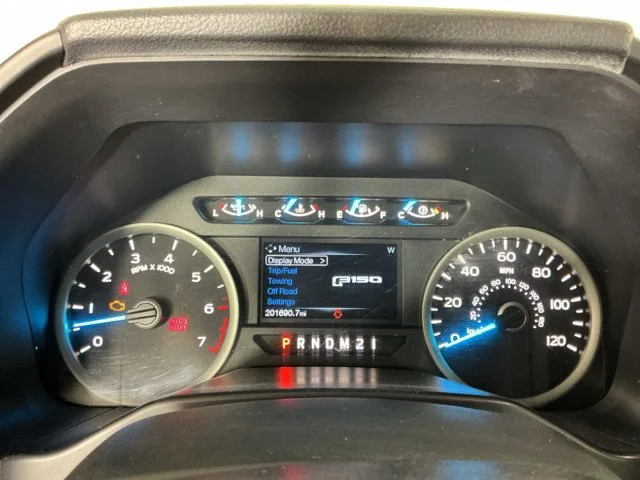 Used 2016 Gray Ford  image 17