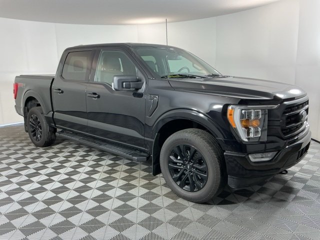 2021 Ford F-150 XLT photo 2