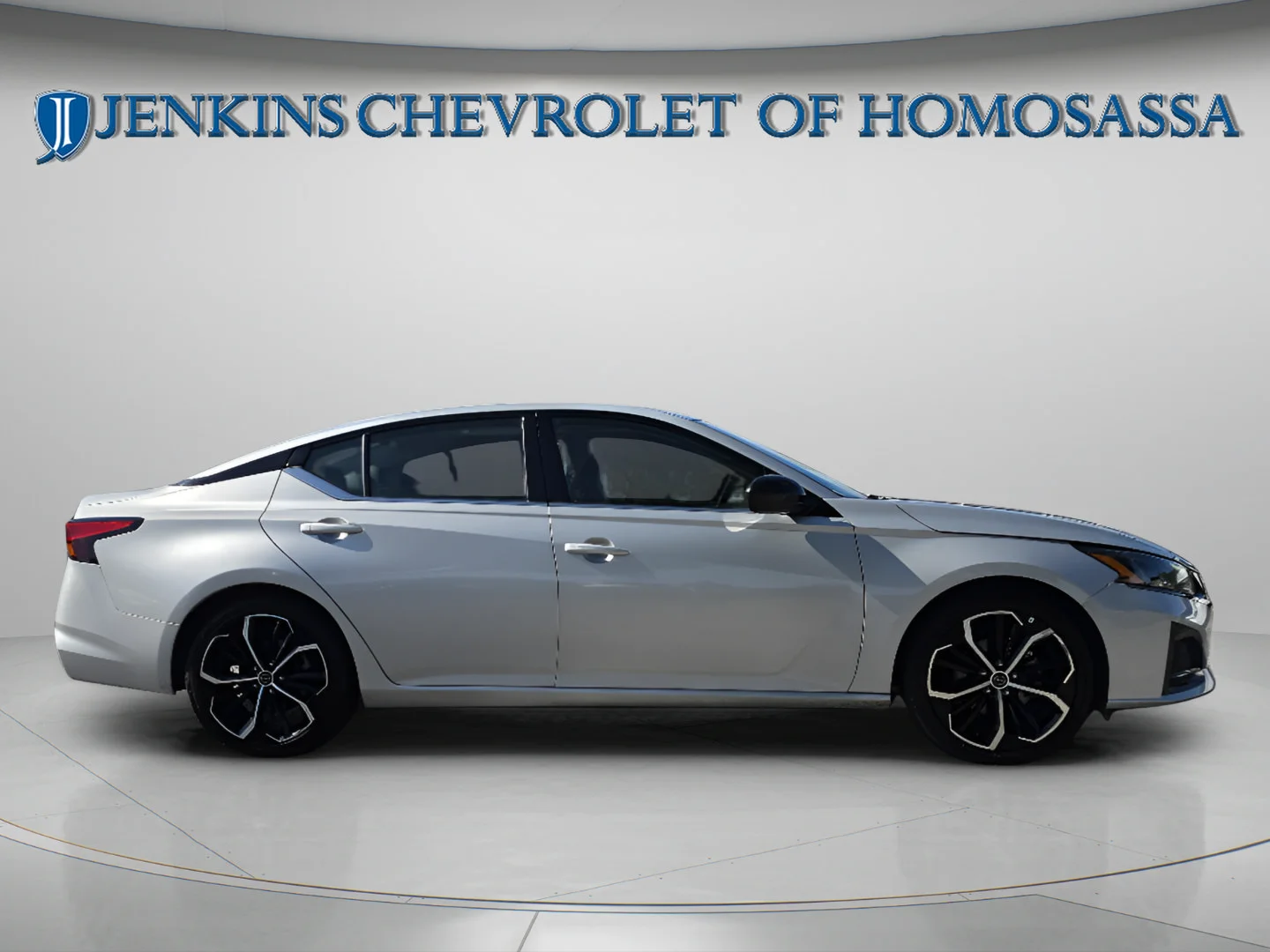 Used 2024 Brilliant Silver Metallic Nissan 2.5 SR image 3