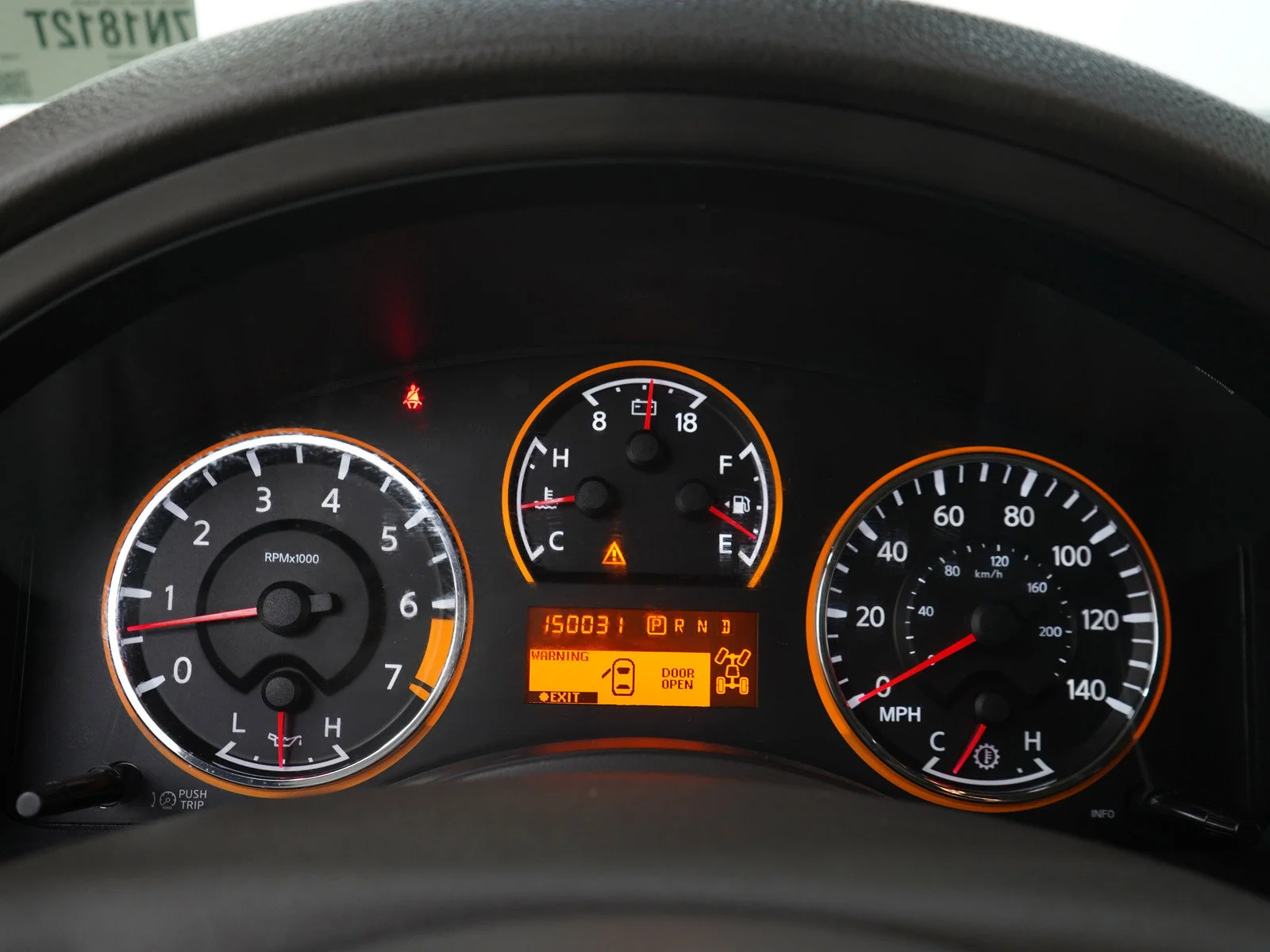 Used 2014 Pearl White Nissan Platinum image 34